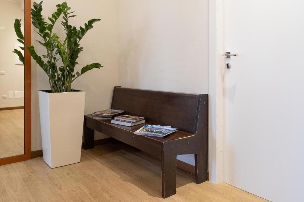 Cute And Cozy Apartment Train Station Bergamo Esterno foto